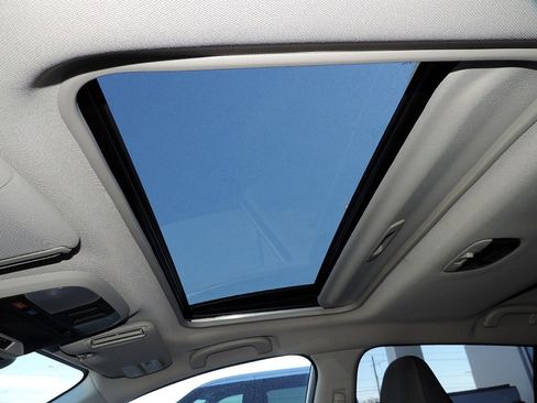 New 2026 Subaru Crosstrek 2.0i Premium image 17