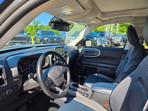 Used 2023 Ford Bronco Sport Outer Banks w/ Tech Package AWD/4WD image 11