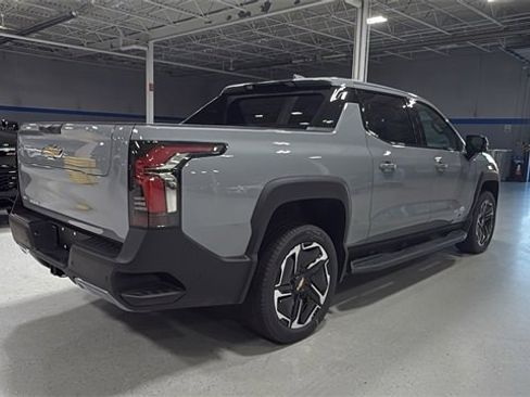 New 2026 Chevrolet Silverado EV LT image 4