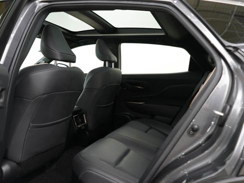 Used 2024 Toyota Crown Platinum AWD/4WD image 16