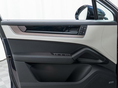 New 2026 Porsche Cayenne Turbo image 16