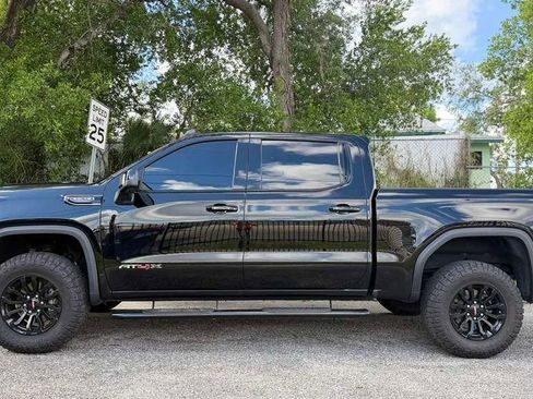 Used 2023 GMC Sierra 1500 AT4X AWD/4WD image 15