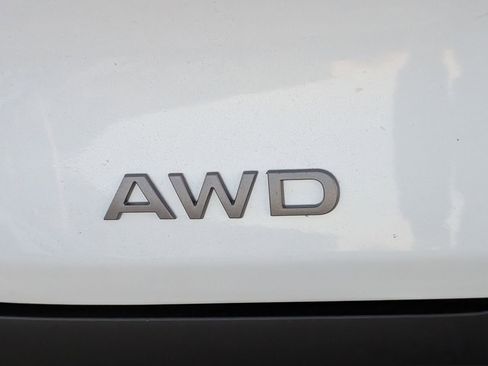 New 2026 Nissan Murano SL image 7