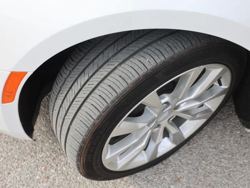 Used 2016 Cadillac XTS Luxury w/ Driver Awareness Package image 25