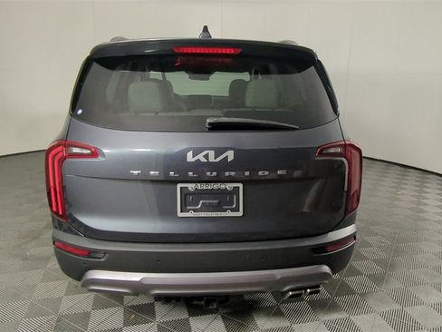 Used 2022 Kia Telluride SX w/ Towing Package image 6