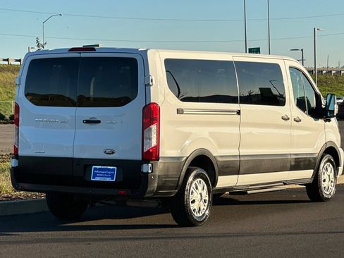 Used 2023 Ford Transit 350 XLT image 3