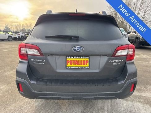 Used 2018 Subaru Outback 3.6R Limited image 6
