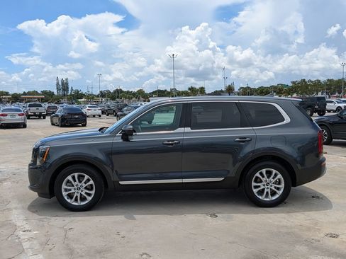 Used 2020 Kia Telluride LX FWD image 5