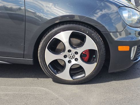 Used 2012 Volkswagen GTI 4-Door FWD image 9