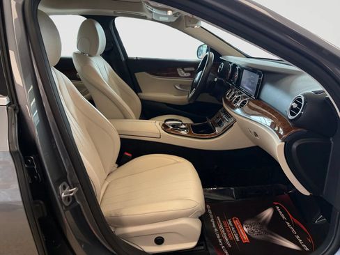 Used 2019 Mercedes-Benz E 450 4MATIC Sedan image 21