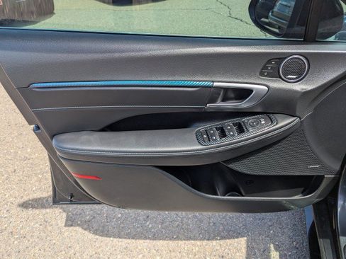 Used 2022 Hyundai Sonata Limited FWD image 9