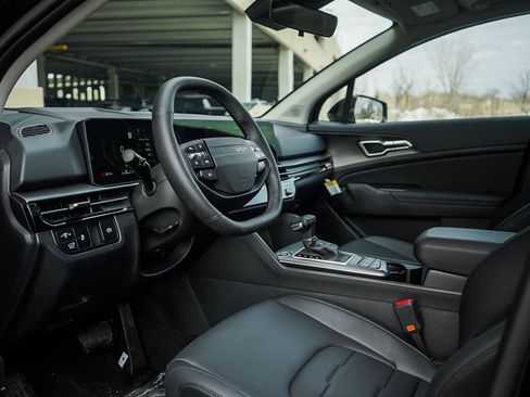 New 2026 Kia Sportage SX image 18