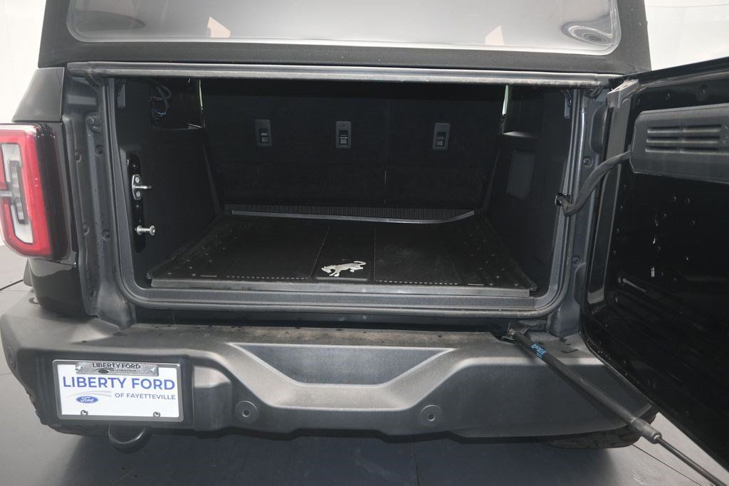 Used 2024 Ford Bronco Outer Banks AWD/4WD image 9