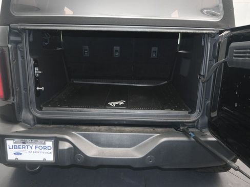 Used 2024 Ford Bronco Outer Banks AWD/4WD image 9