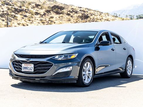 Used 2019 Chevrolet Malibu Hybrid FWD image 4