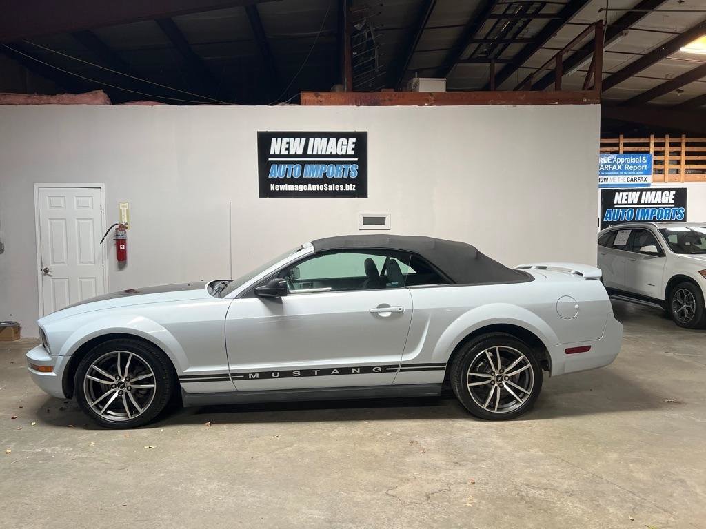 Used 2005 Ford Mustang Premium RWD image 7