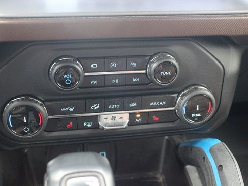 Used 2022 Ford Bronco Outer Banks image 29