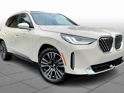 New 2026 BMW X3 xDrive30 w/ Premium Package image 2