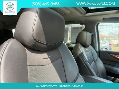 Used 2020 Cadillac Escalade ESV Luxury image 22