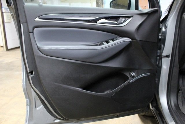 Used 2023 Buick Enclave Essence w/ Experience Buick Package FWD image 17
