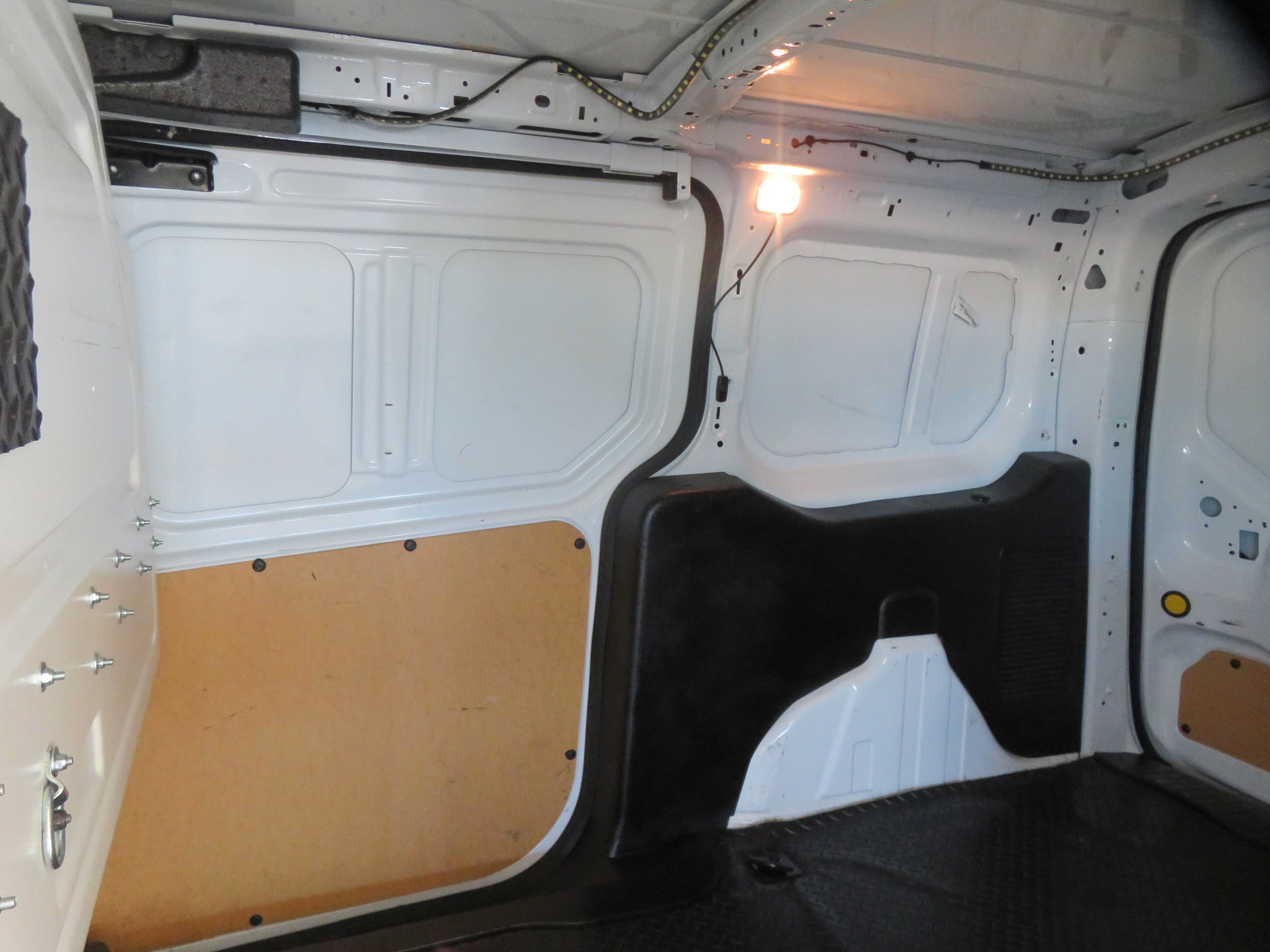 Used 2022 Ford Transit Connect XL FWD image 21