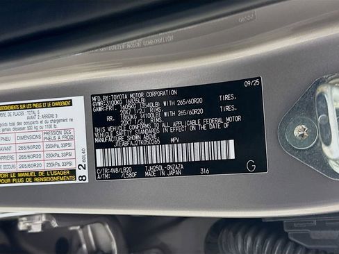 Certified 2026 Toyota Land Cruiser w/ Premium Package AWD/4WD image 36