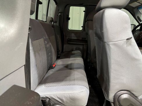 Used 2014 Ford F250 XL w/ Power Equipment Group AWD/4WD image 14