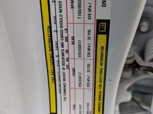 Used 2013 Chrysler 200 Limited FWD image 22