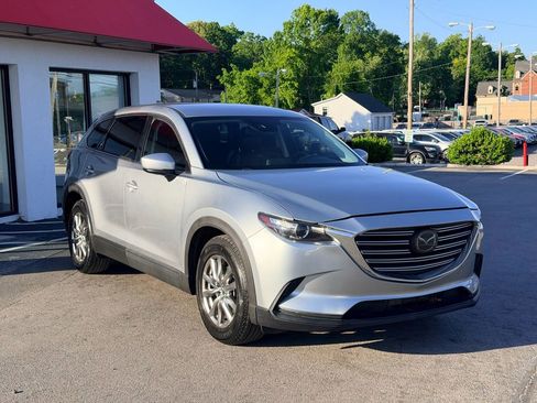 Used 2018 MAZDA CX-9 Touring FWD image 8