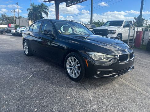 Used 2018 BMW 320i Sedan image 3