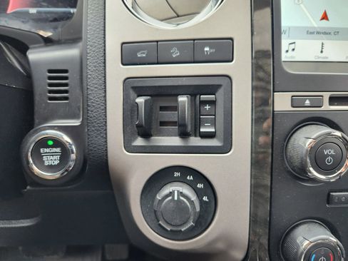 Used 2017 Ford Expedition EL Limited w/ Equipment Group 301A AWD/4WD image 29