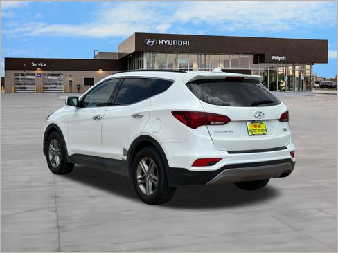 Used 2017 Hyundai Santa Fe Sport AWD/4WD image 3