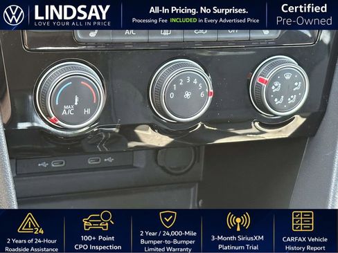 Used 2023 Volkswagen Taos SE w/ Panoramic Sunroof Package FWD image 19