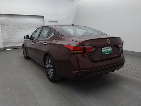 Used 2023 Nissan Altima 2.5 SV image 5