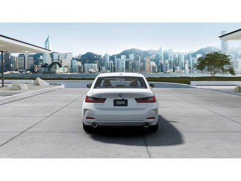 New 2026 BMW 330i xDrive Sedan w/ Convenience Package image 5