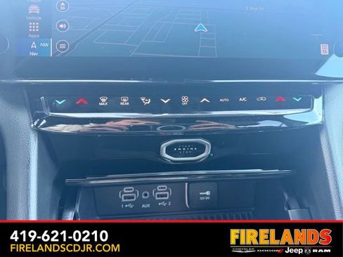 New 2026 Jeep Grand Cherokee Altitude image 19