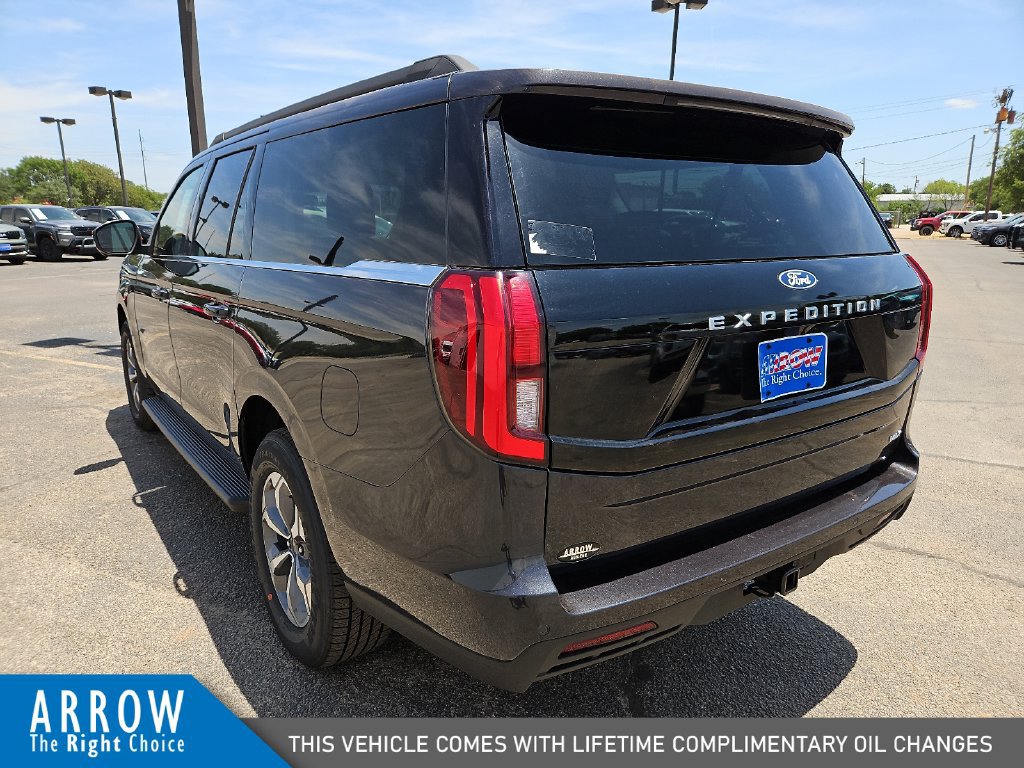 New 2027 Ford Expedition Max Active RWD image 9