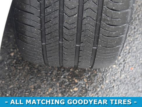 Certified 2023 Honda Civic Sport image 32