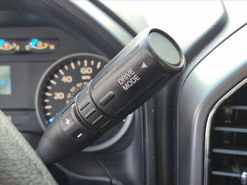 Used 2018 Ford F150 XLT AWD/4WD image 6