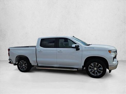 Used 2024 Chevrolet Silverado 1500 LT RWD image 4