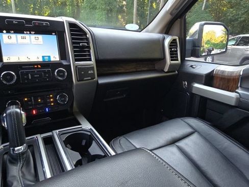 Used 2018 Ford F150 Lariat AWD/4WD image 41