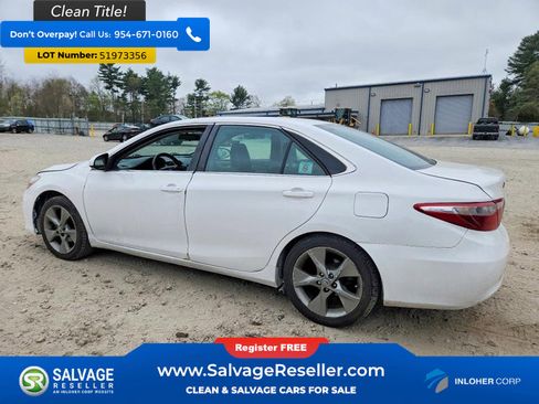 Used 2015 Toyota Camry LE FWD image 3