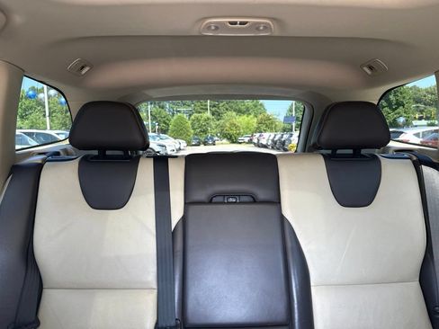 Used 2013 Volvo XC60 3.2 AWD/4WD image 12