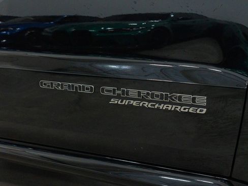 Used 2018 Jeep Grand Cherokee Trackhawk image 11