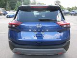 Used 2023 Nissan Rogue SV image 5