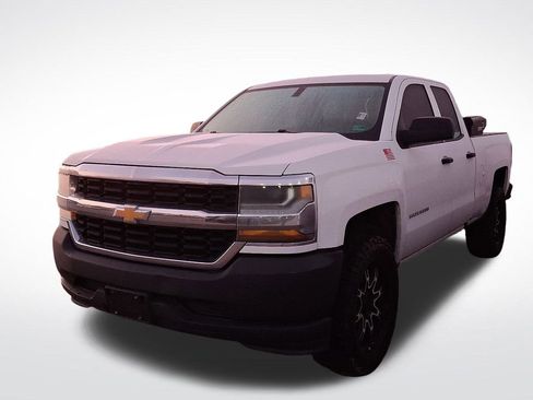 Used 2019 Chevrolet Silverado 1500 W/T image 2