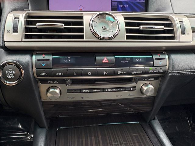 Used 2013 Lexus LS 460 w/ Comfort Pkg RWD image 8