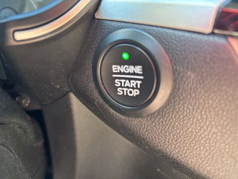 Used 2020 Ford Escape SE AWD/4WD image 28