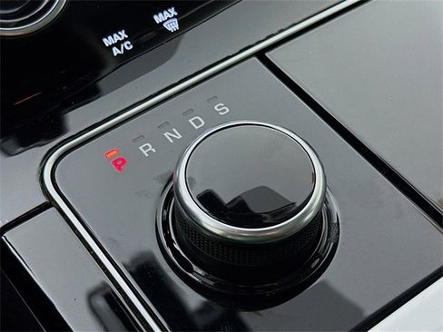 Used 2020 Land Rover Range Rover Velar S image 19