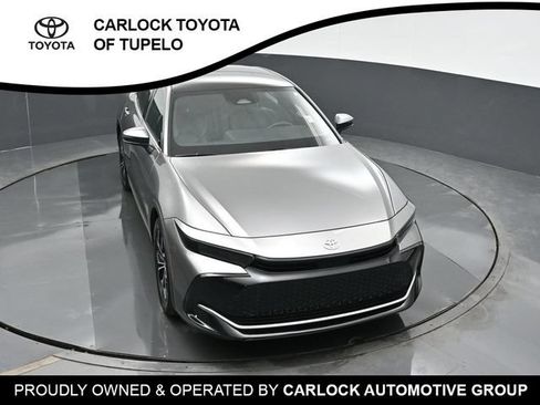 Used 2023 Toyota Crown AWD/4WD image 38